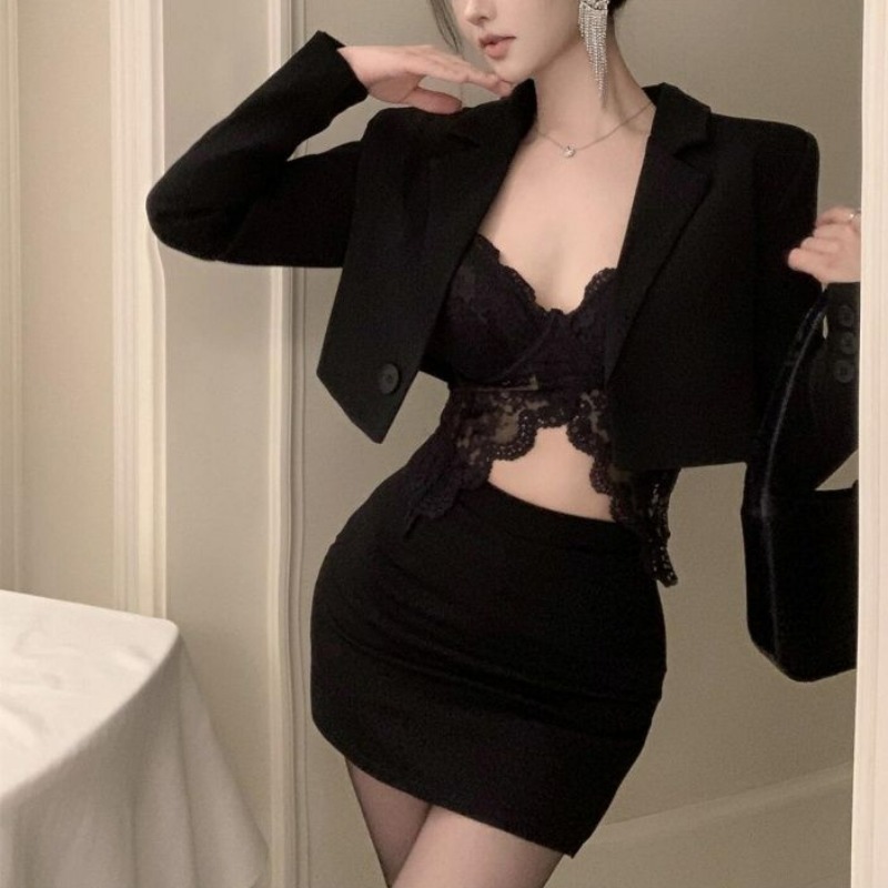 블랙 봄 블레이저 레이스 Bralette 및 미니 스커 - Lace Bralette Set 리뷰 및 가격